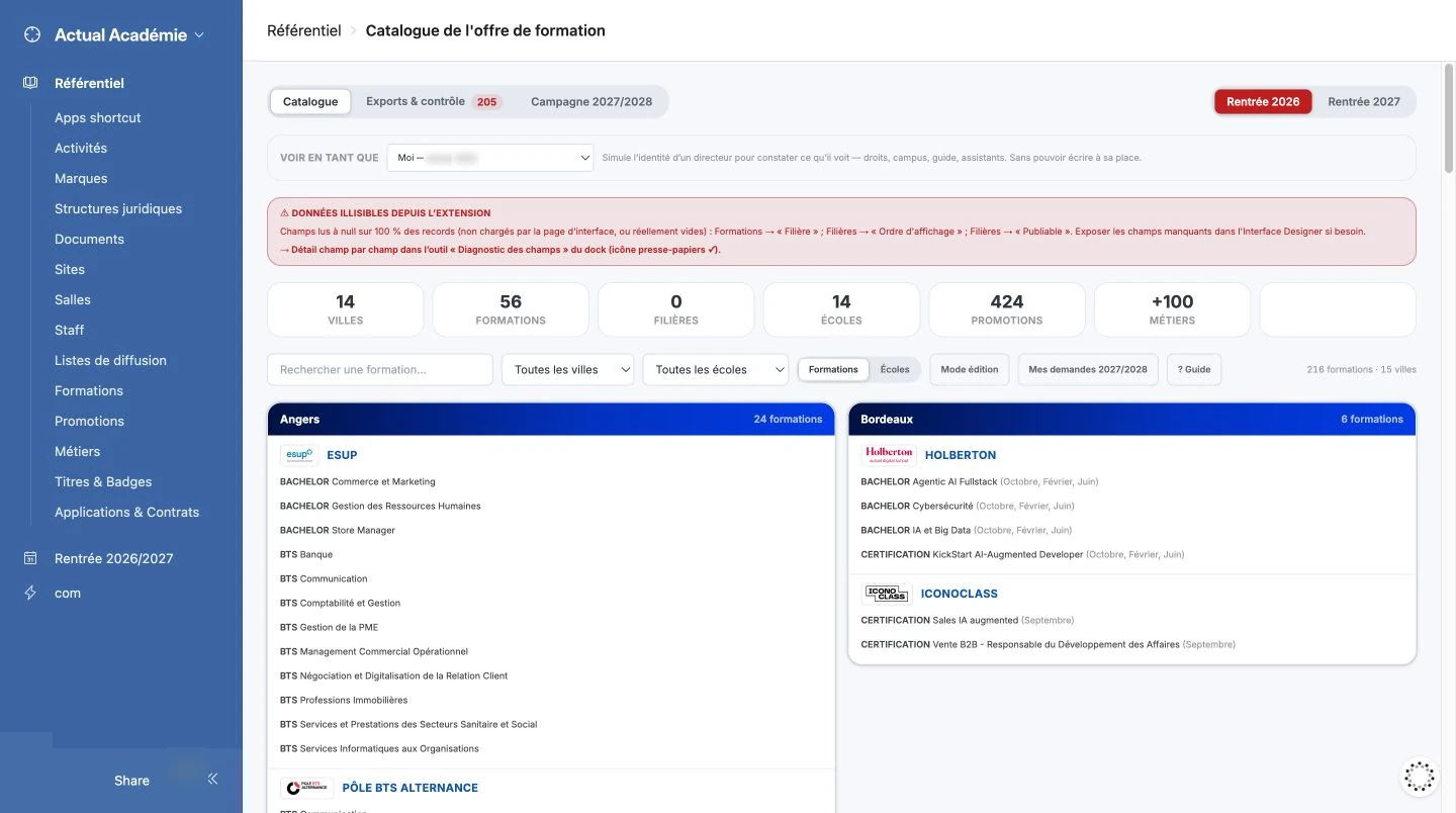 Vue du catalogue — Rechercher les formations par campus, avec un diagnostic des champs visible.